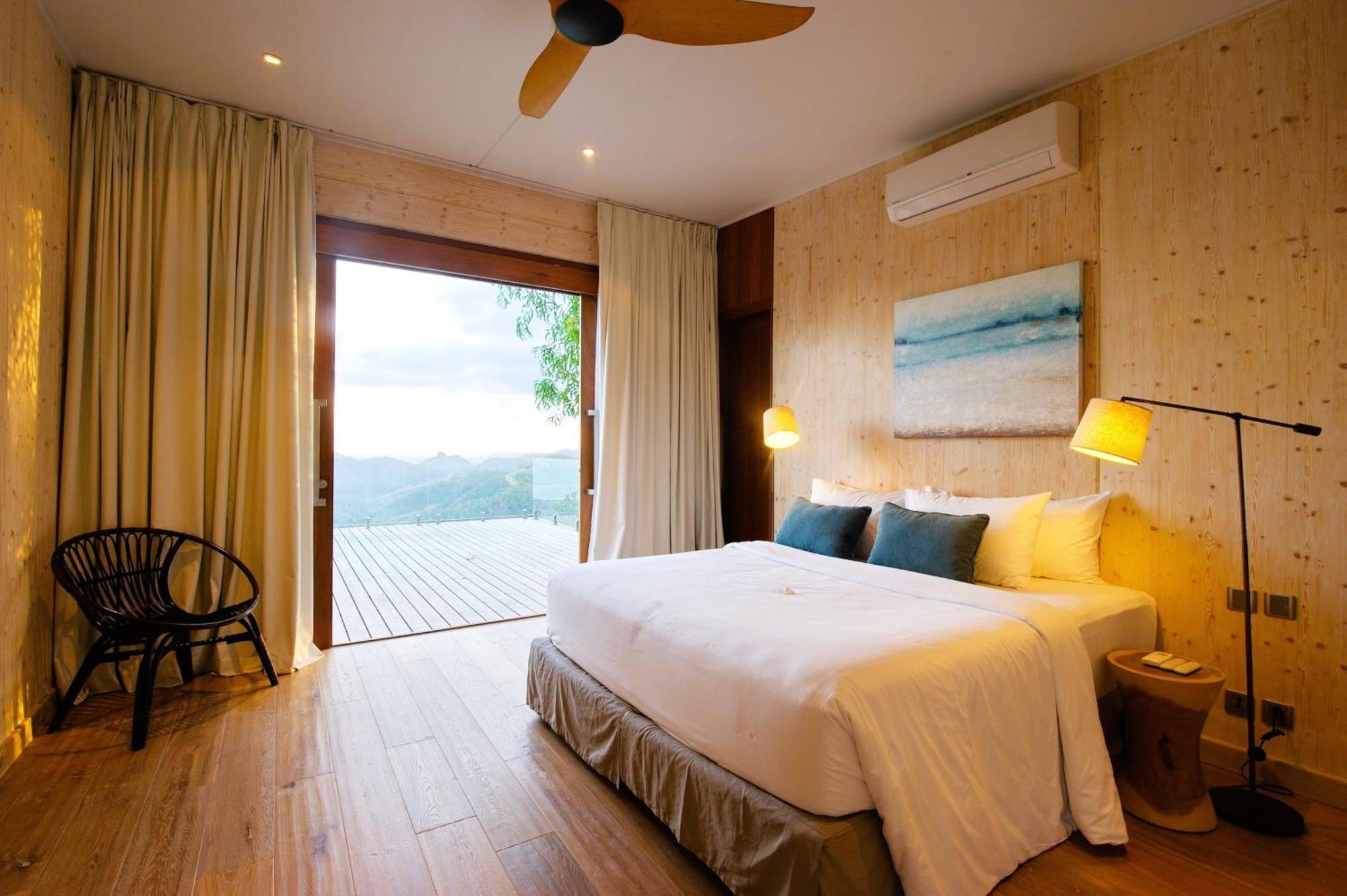 Villa Selong Selo And Residences