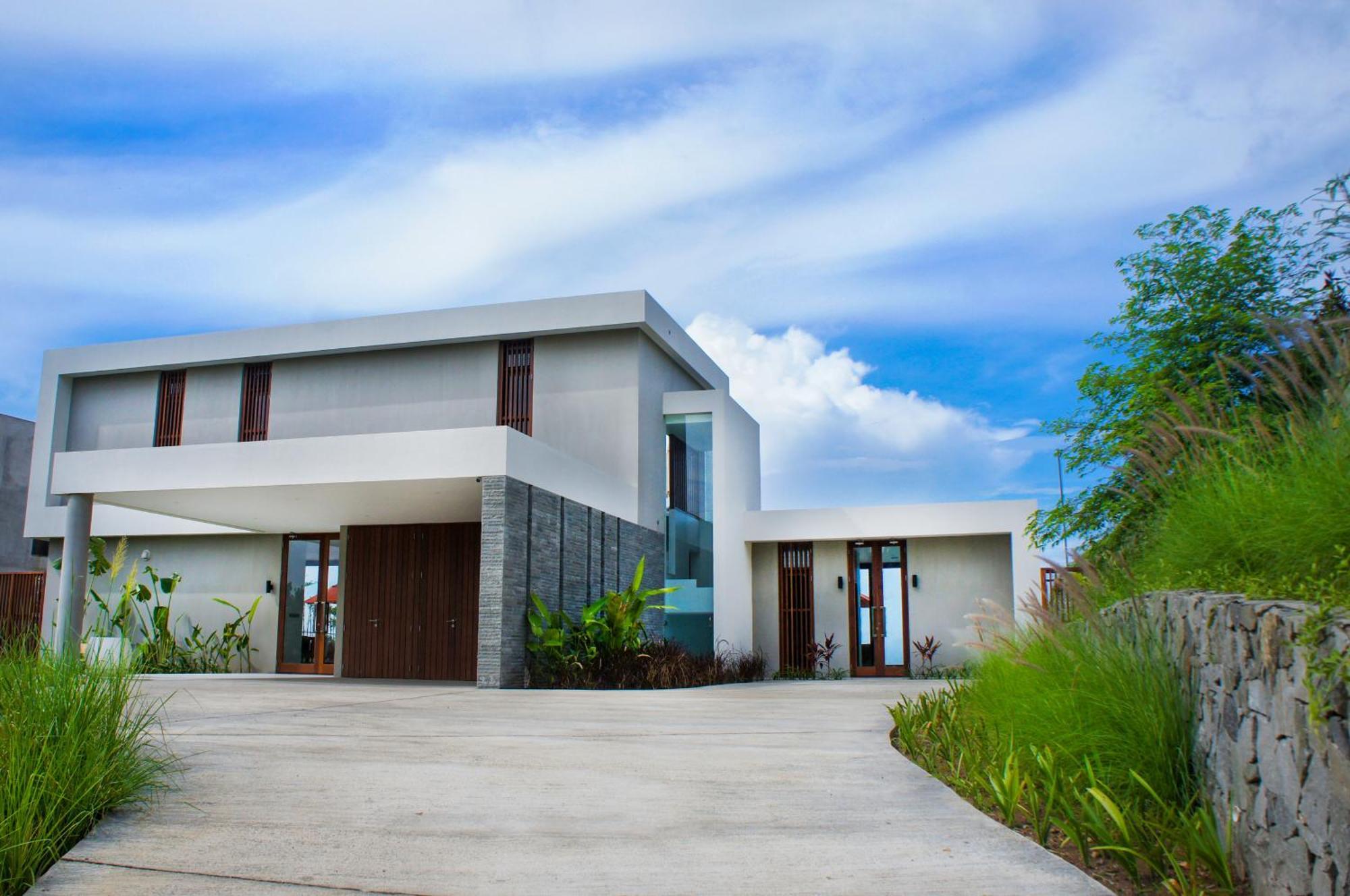 Selong Selo And Residences Selong Belanak